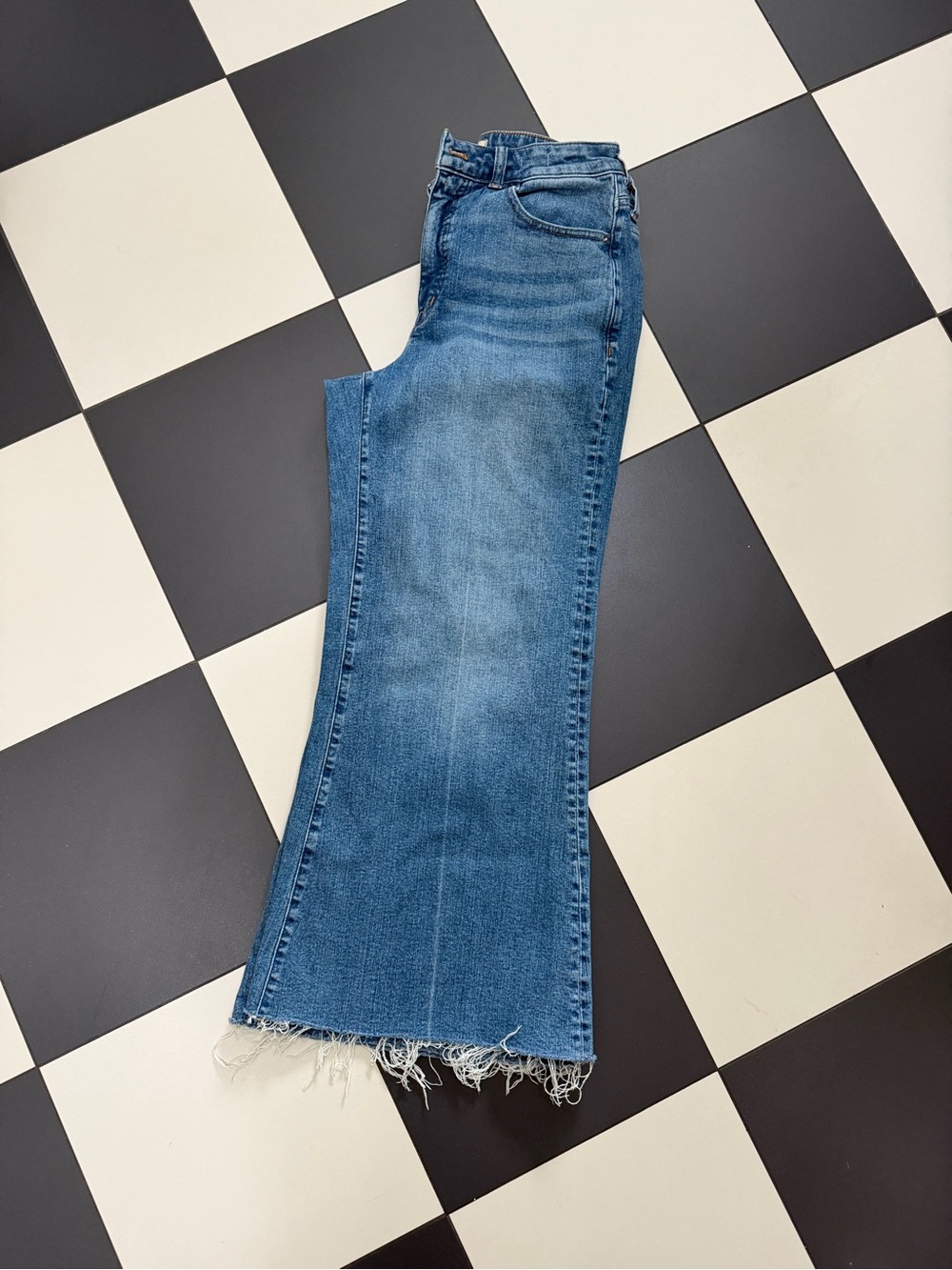 Madewell Wide Legged Curvy Flared Raw-Hem Crop Length Jeans